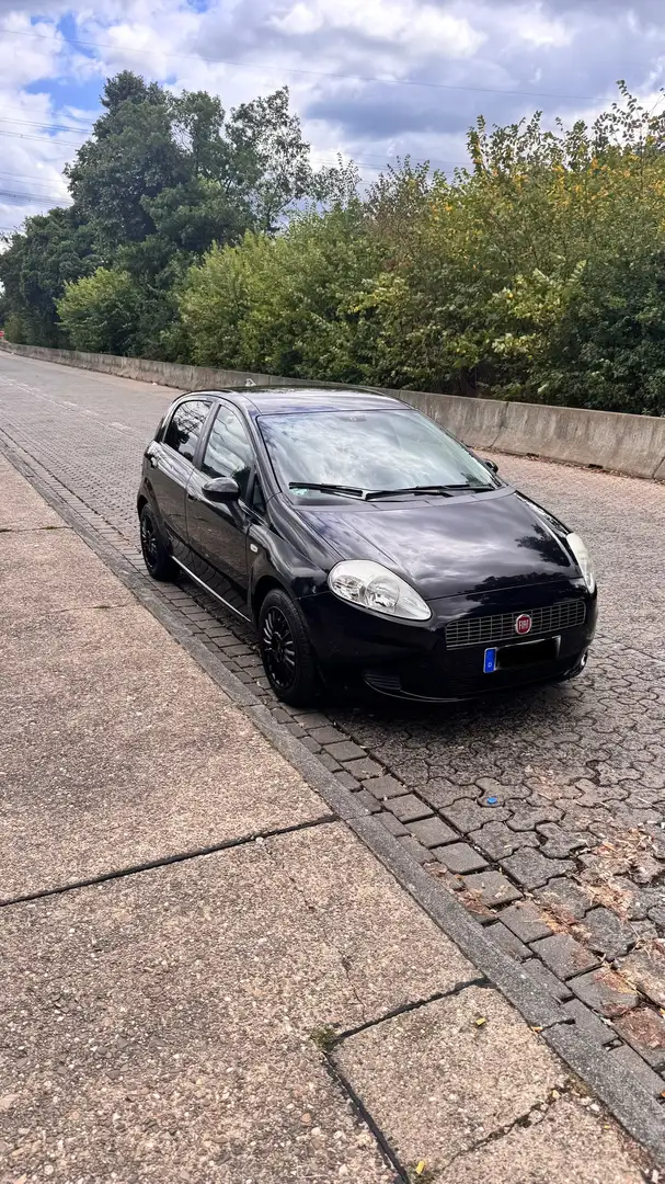 Fiat Punto 1.4 16v Dynamic - 2