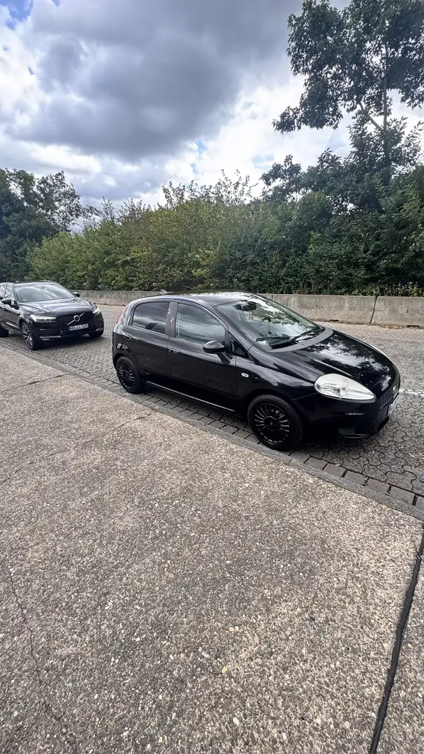 Fiat Punto 1.4 16v Dynamic - 1