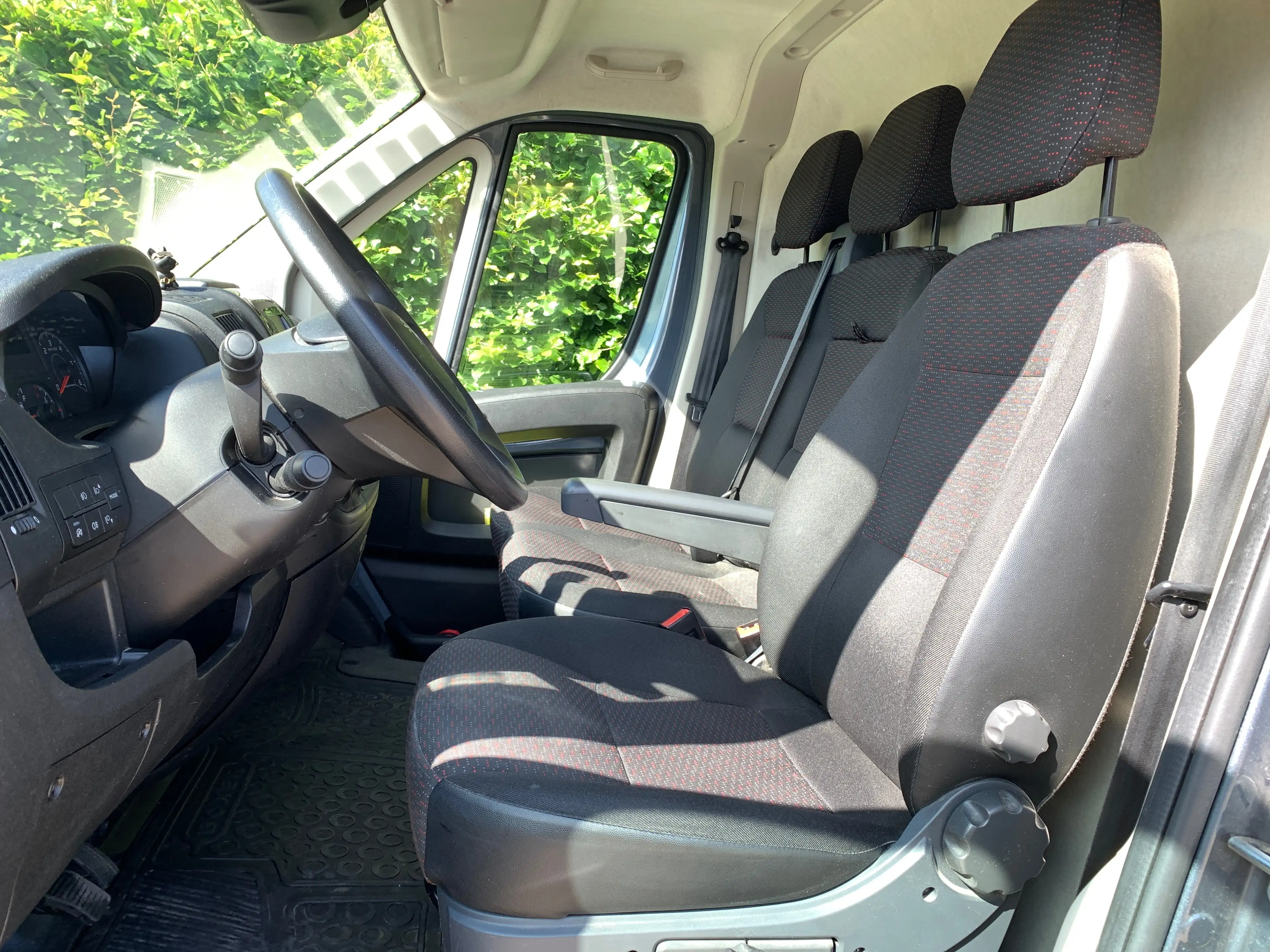 Peugeot Boxer 2.2 BlueHDi L2H2 Premium S/S (EU6.3) — photo 10