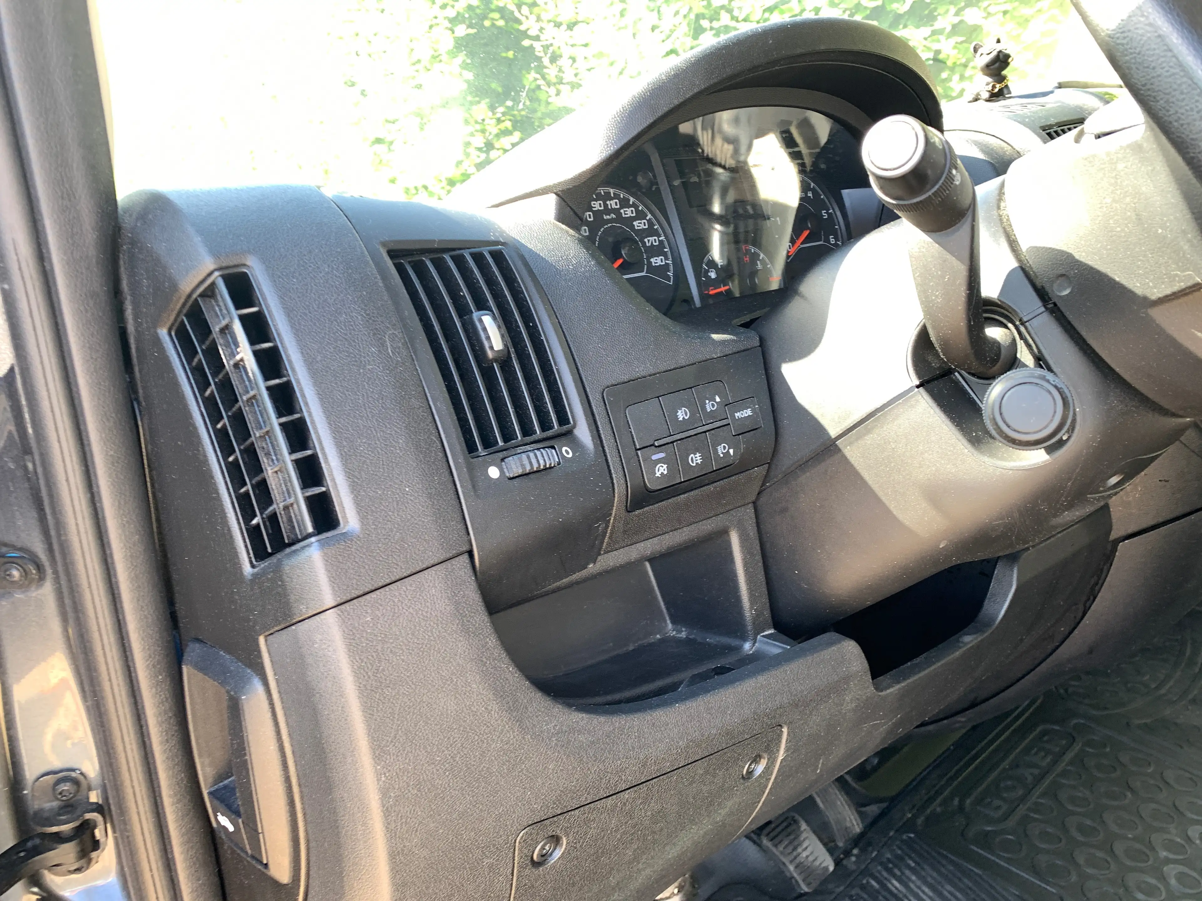 Peugeot Boxer 2.2 BlueHDi L2H2 Premium S/S (EU6.3) — photo 14