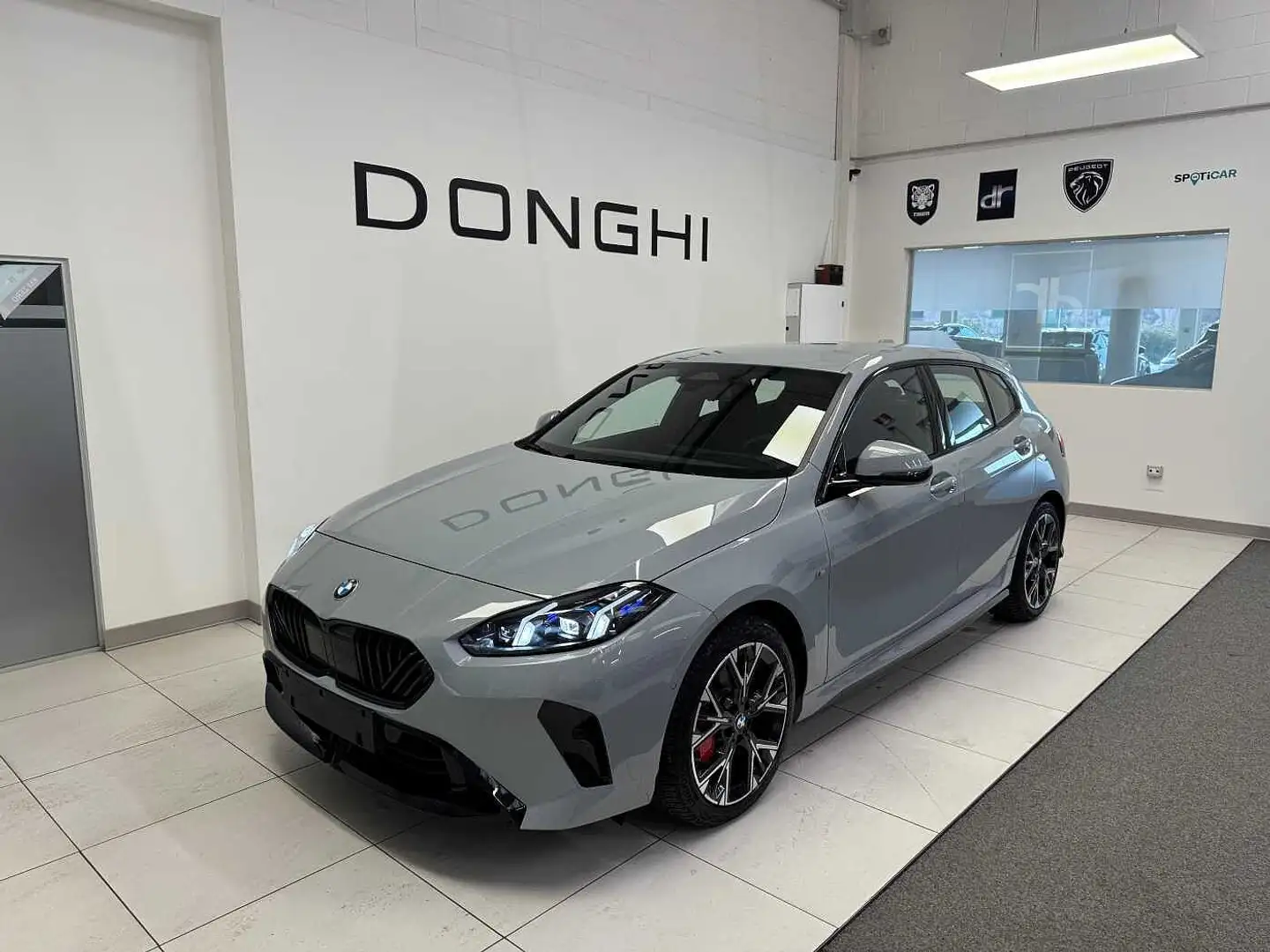 BMW 116 Serie 1 116 122cv MSport Pro Grau - 1