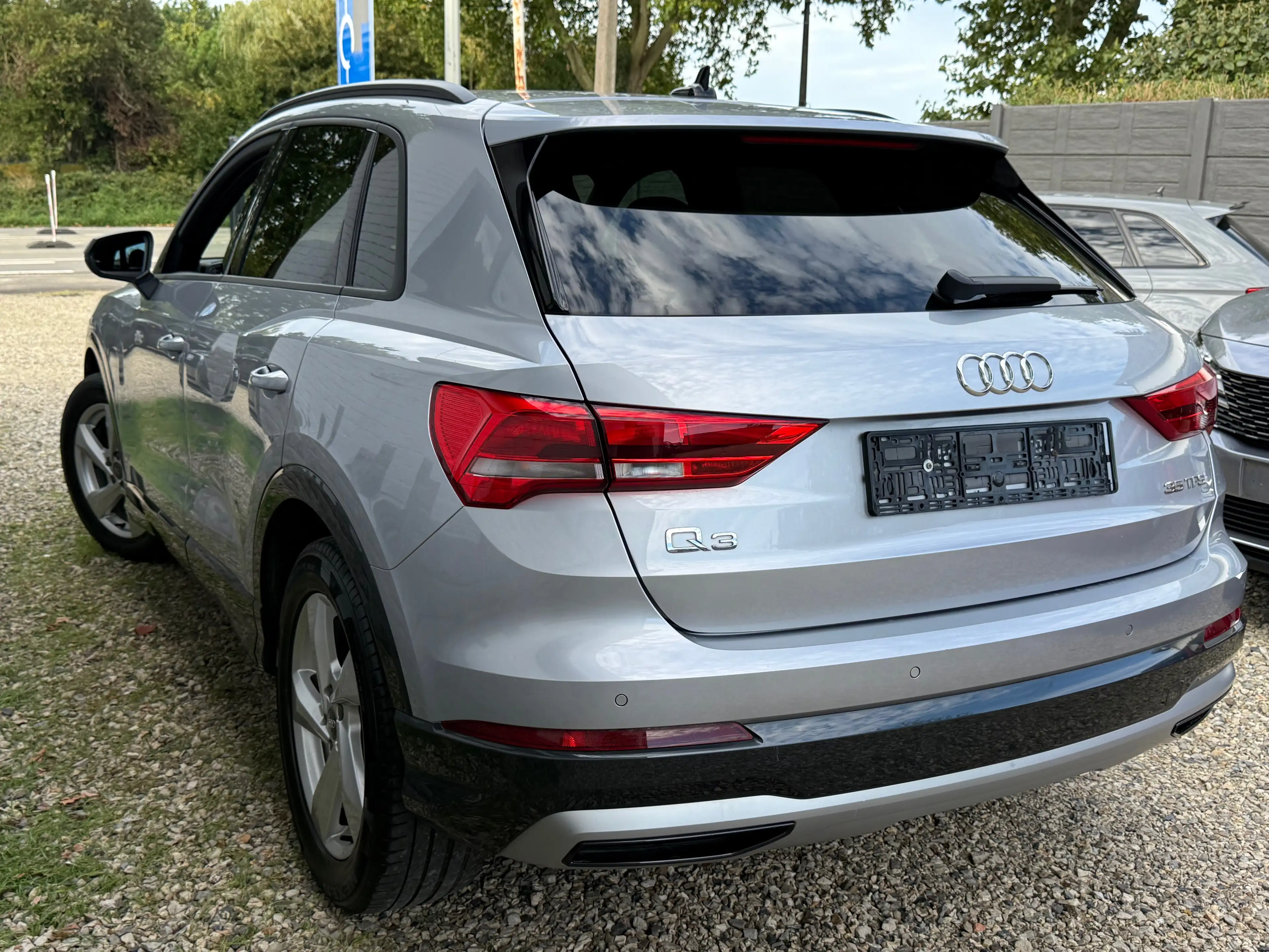 Audi Q3 Q3 35 TFSI Advanced COCKPIT LED CUIR — photo 4