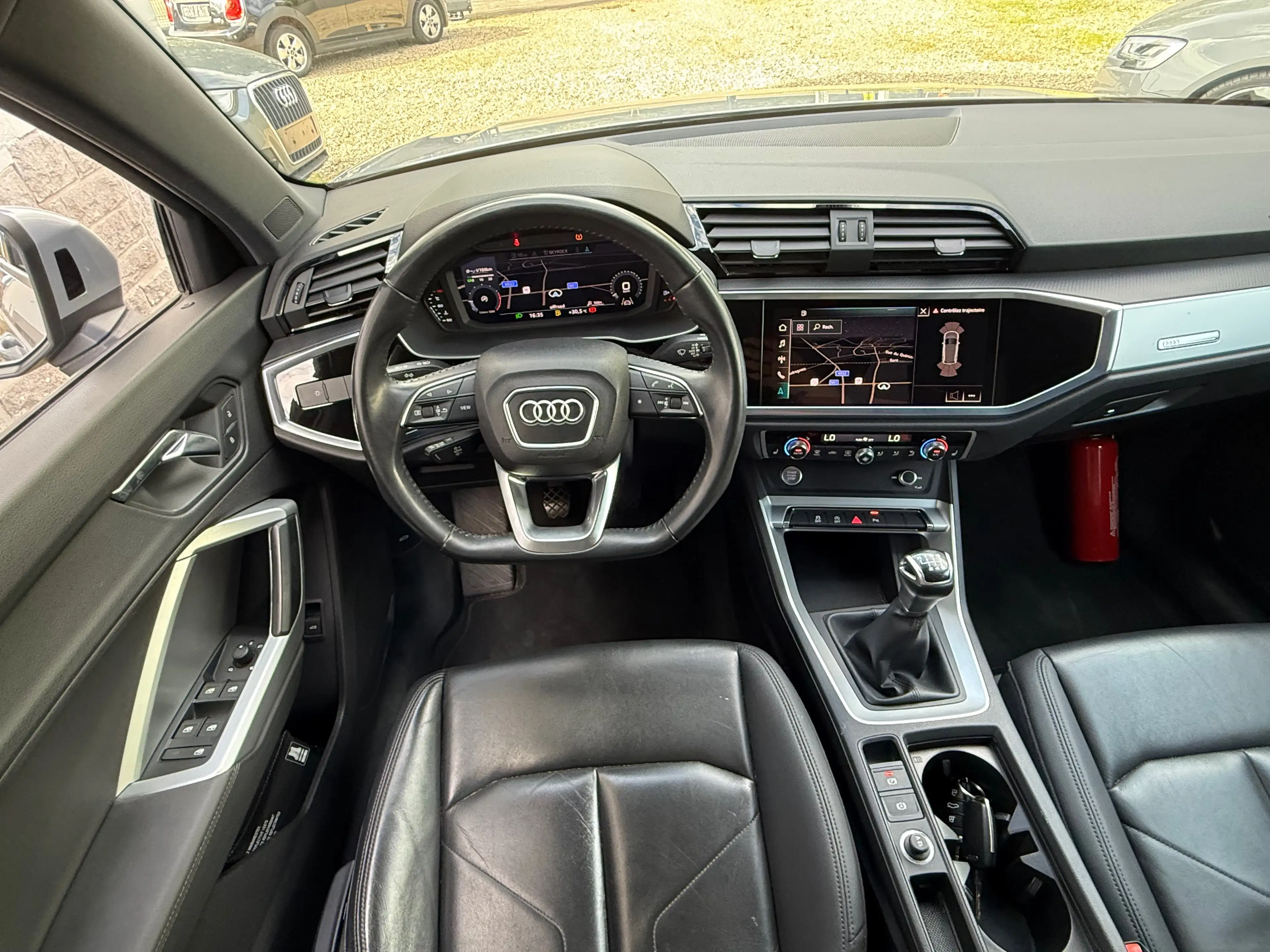 Audi Q3 Q3 35 TFSI Advanced COCKPIT LED CUIR — photo 9