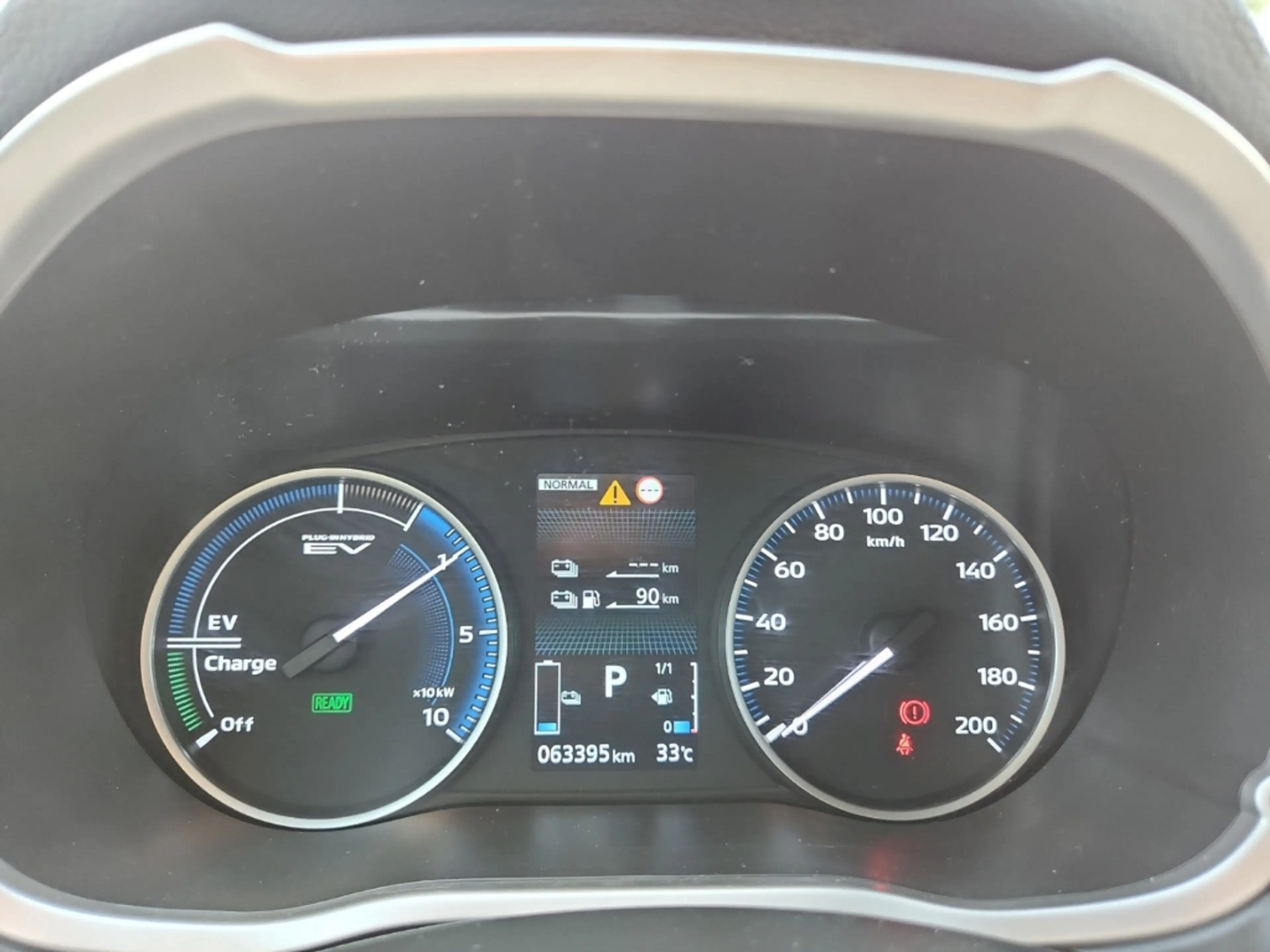 Mitsubishi Eclipse Cross Plug-In Hybrid Plus AHK LED Navi Kamera — photo 12