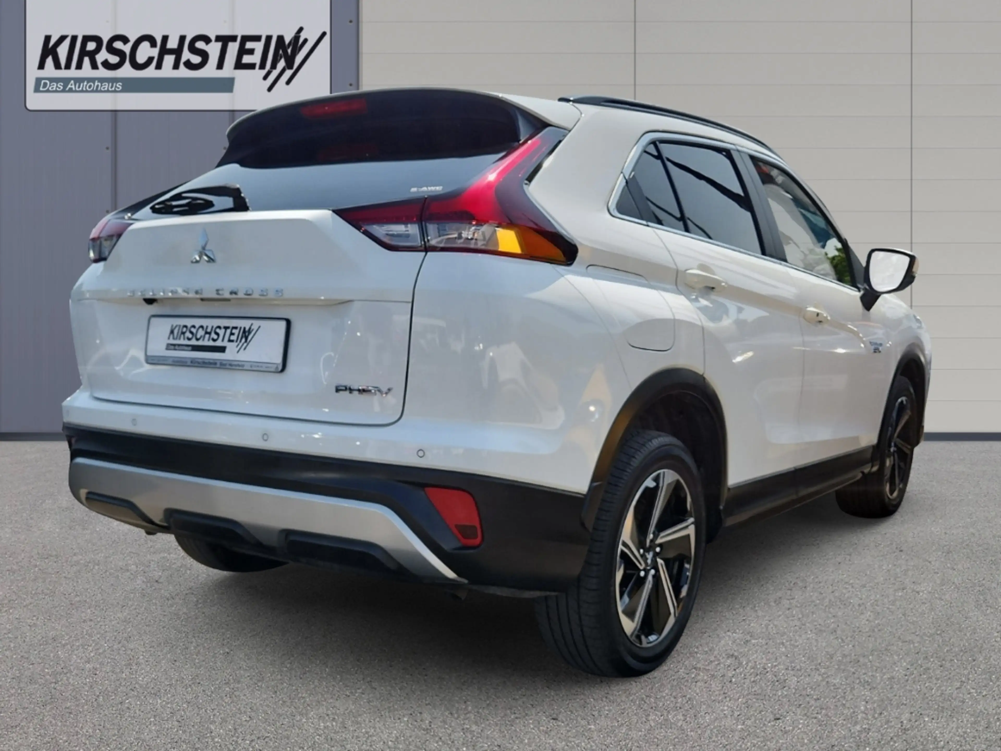 Mitsubishi Eclipse Cross Plug-In Hybrid Plus AHK LED Navi Kamera — photo 3