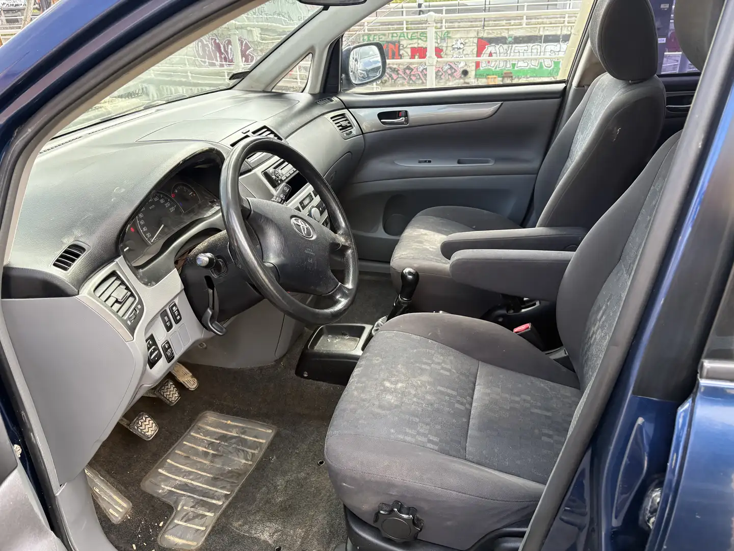 Toyota Avensis Verso 2.0 D4-D VX 7 Pls - 2