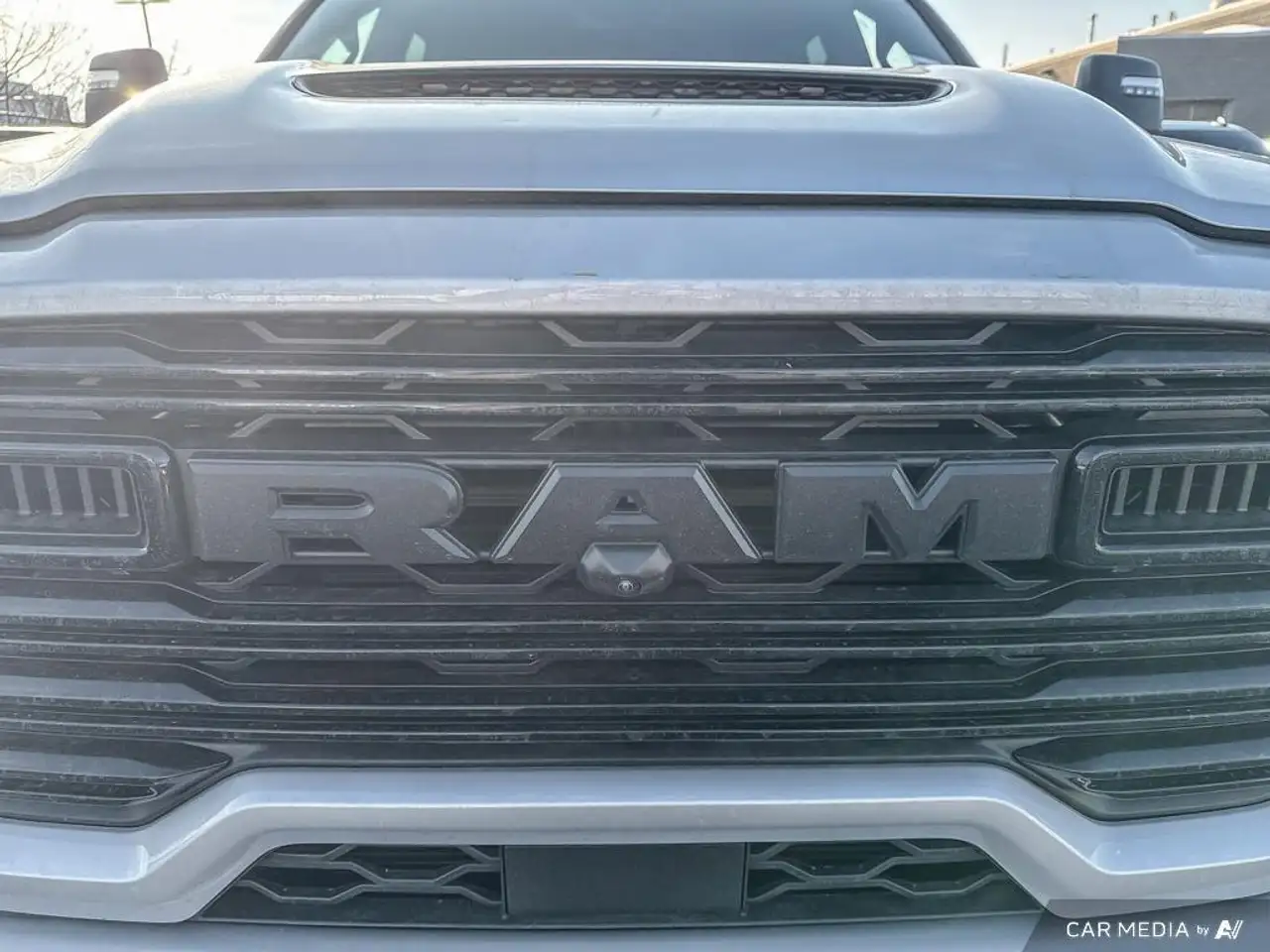 RAM 2500 снимка RAM 2500