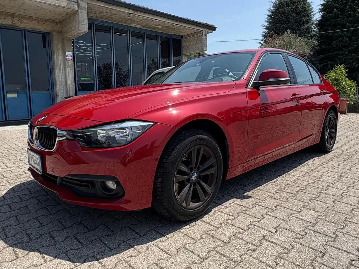 BMW 316 316d Rosso - 1