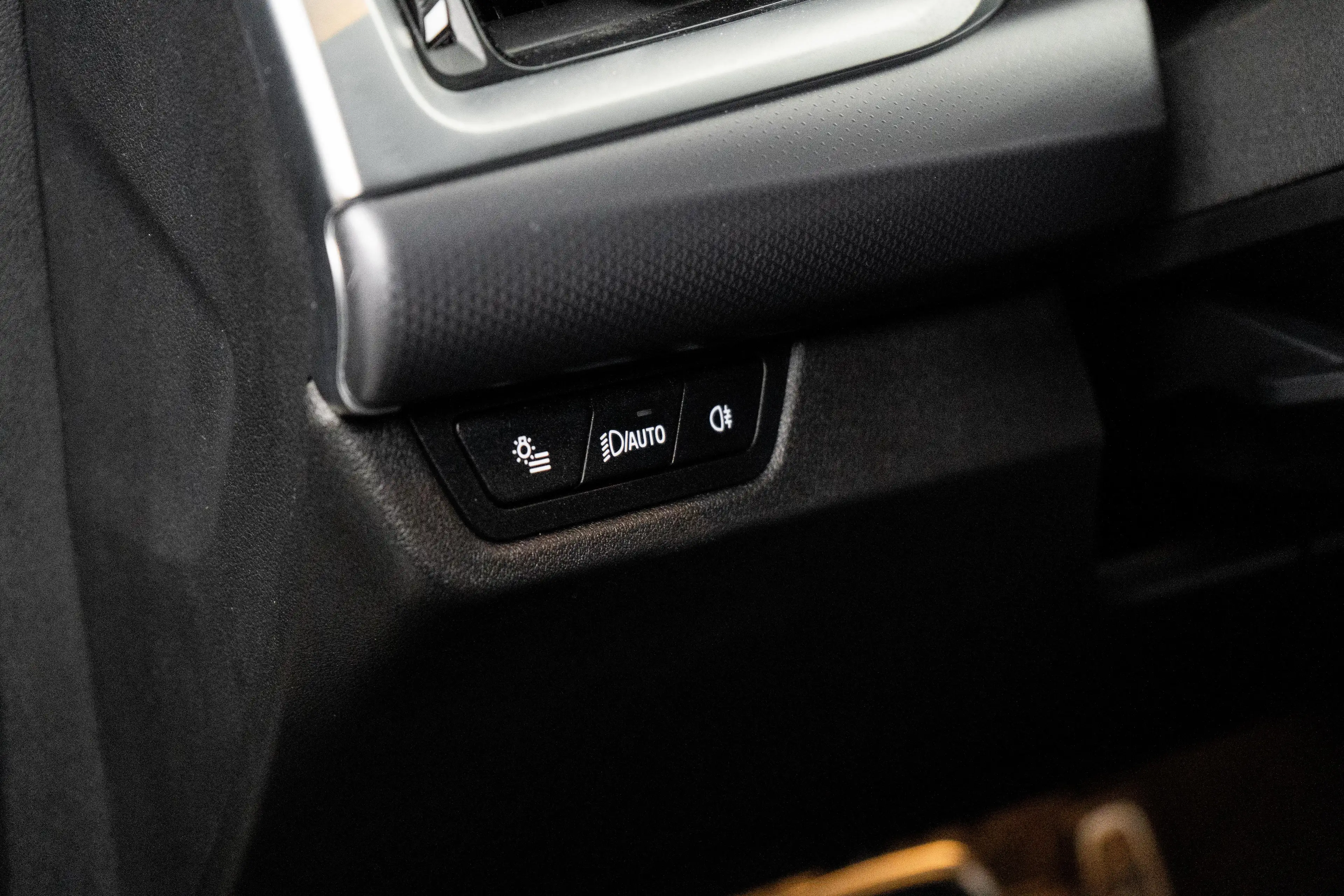 BMW iX1 xDrive30 67 kWh M Sport Edition 313PK | M- Sport | — photo 21