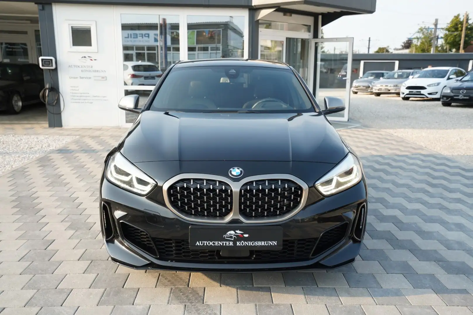 BMW 135 i*xDrive*Live Cockpit*Komfortzugang*Kamera* Noir - 2