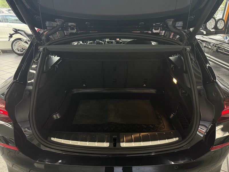 BMW X2 18d sDrive Advantage Plus, 1.Hd., LED, Navi — photo 5