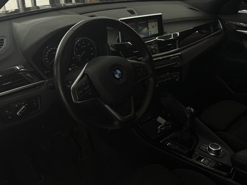 BMW X2 18d sDrive Advantage Plus, 1.Hd., LED, Navi — photo 7