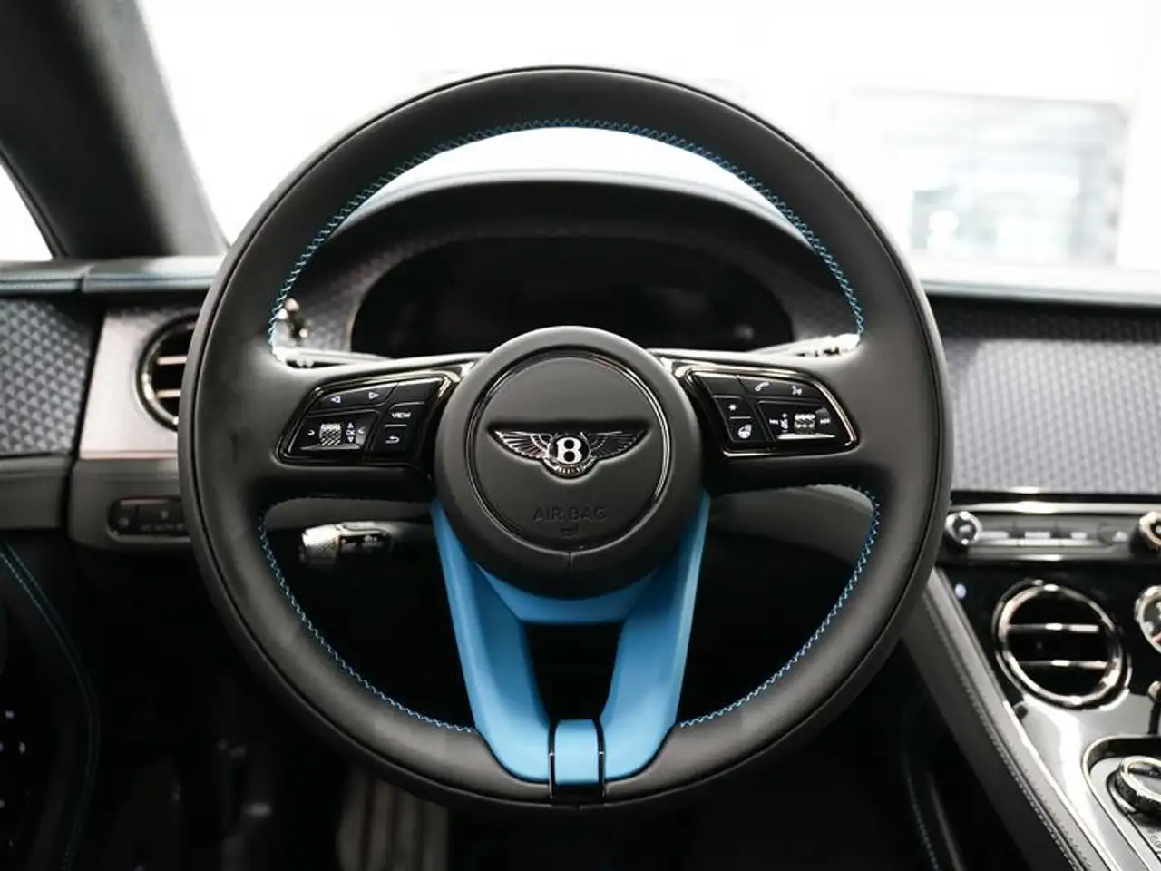 Bentley Continental GT снимка Bentley Continental GT