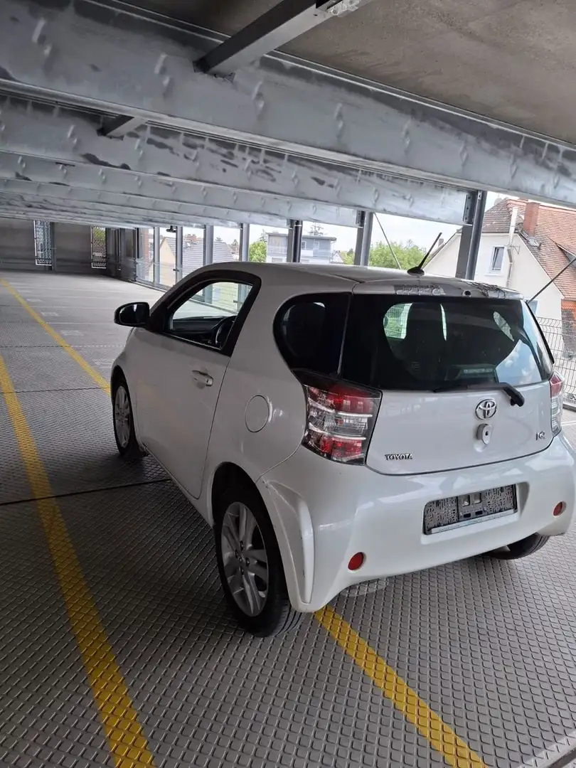 Toyota iQ iQ + Wit - 2