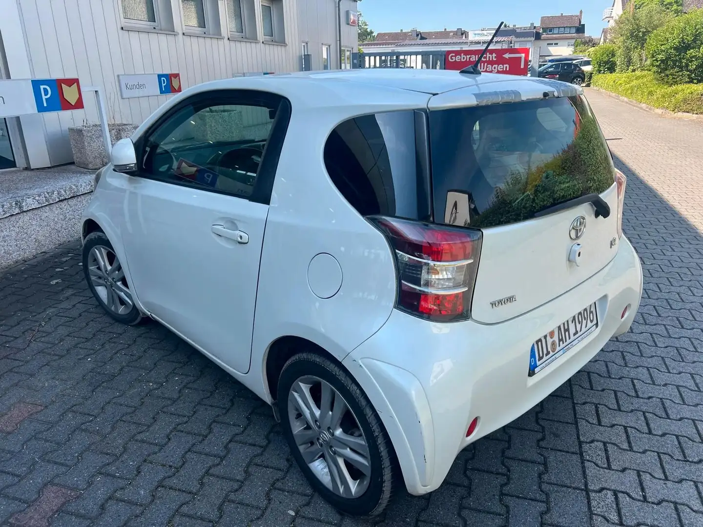 Toyota iQ iQ + Weiß - 1