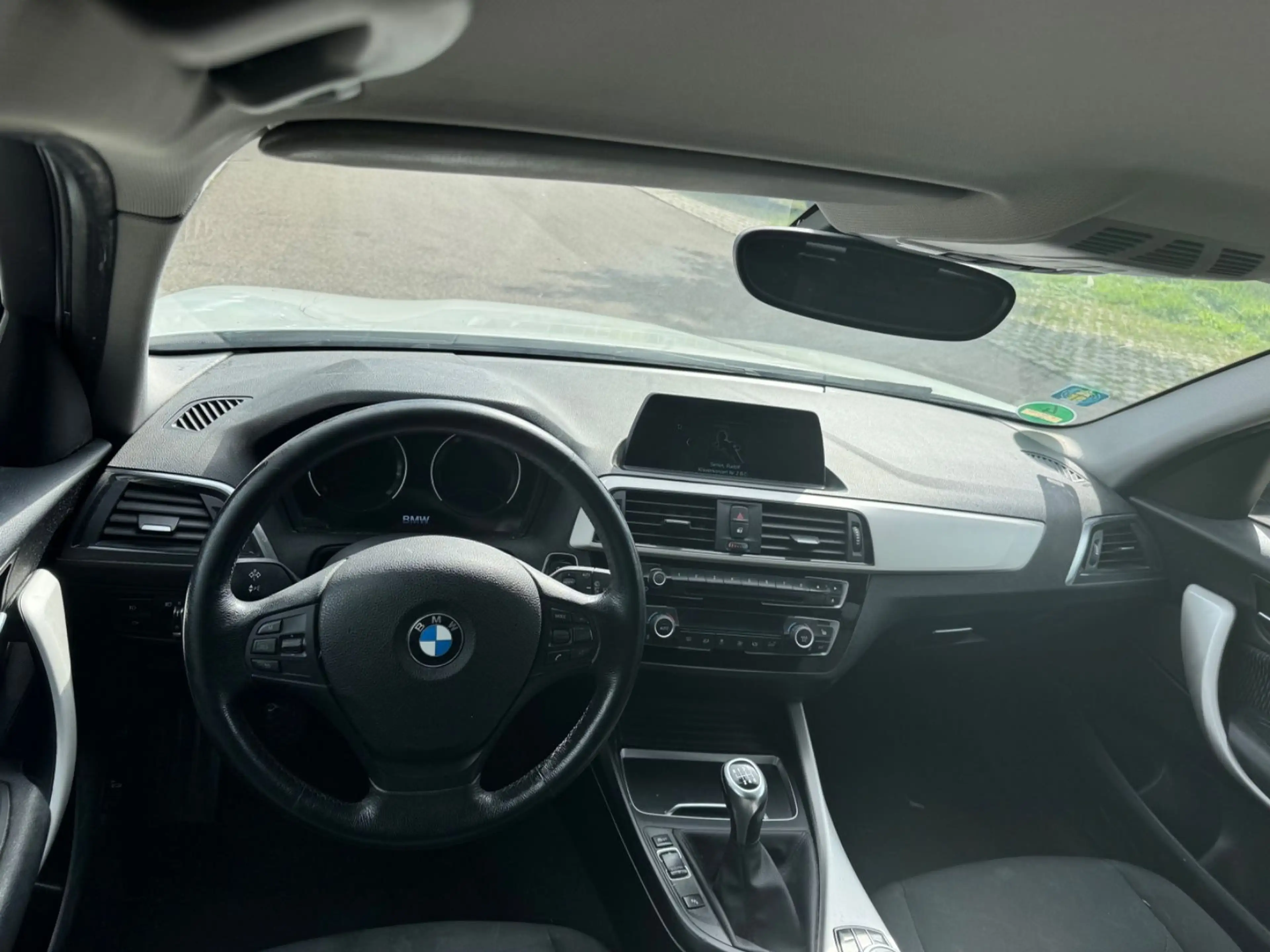 BMW 118 i Limousine*Advantage*Display*Kamera* — photo 12