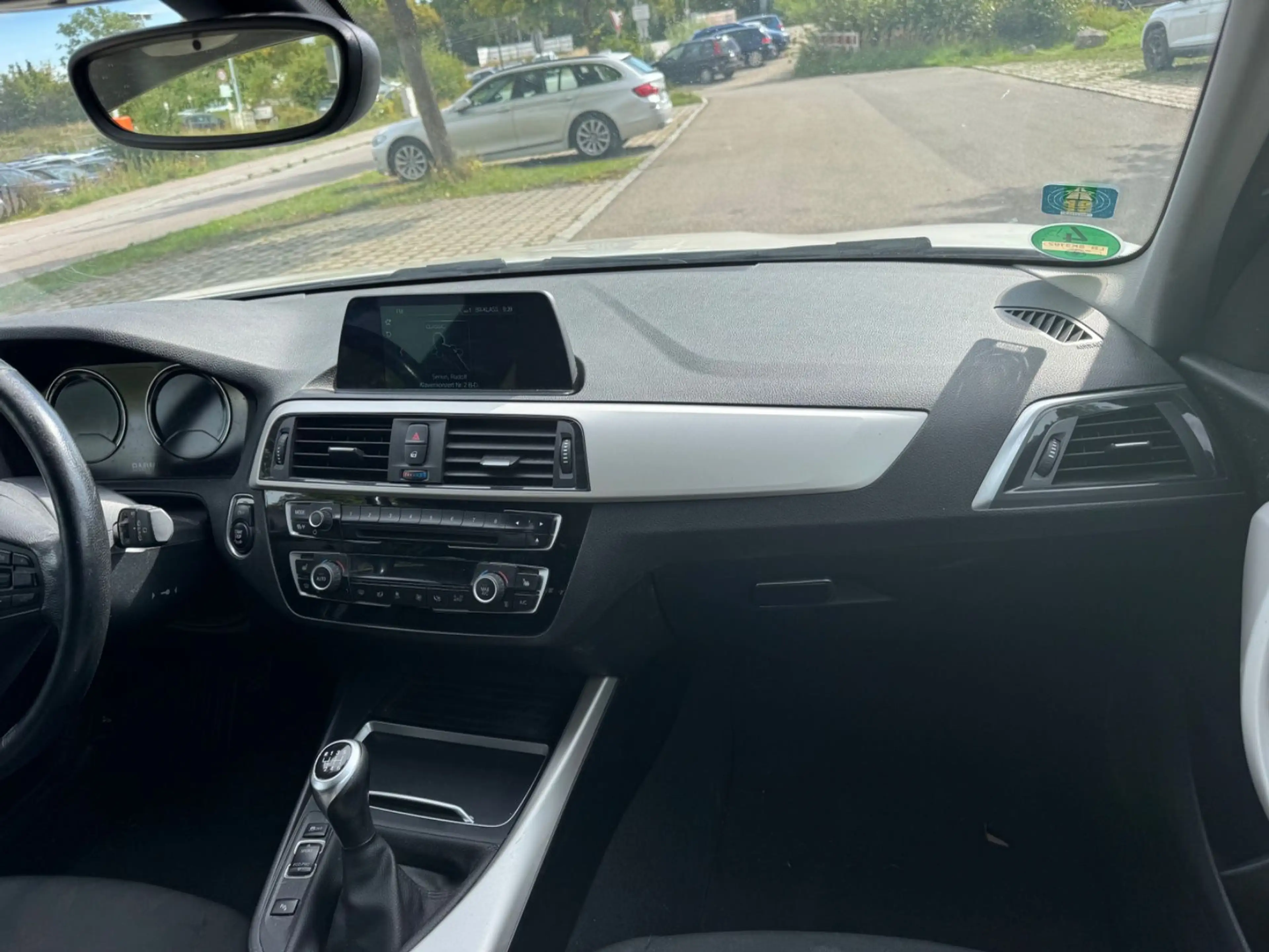 BMW 118 i Limousine*Advantage*Display*Kamera* — photo 14