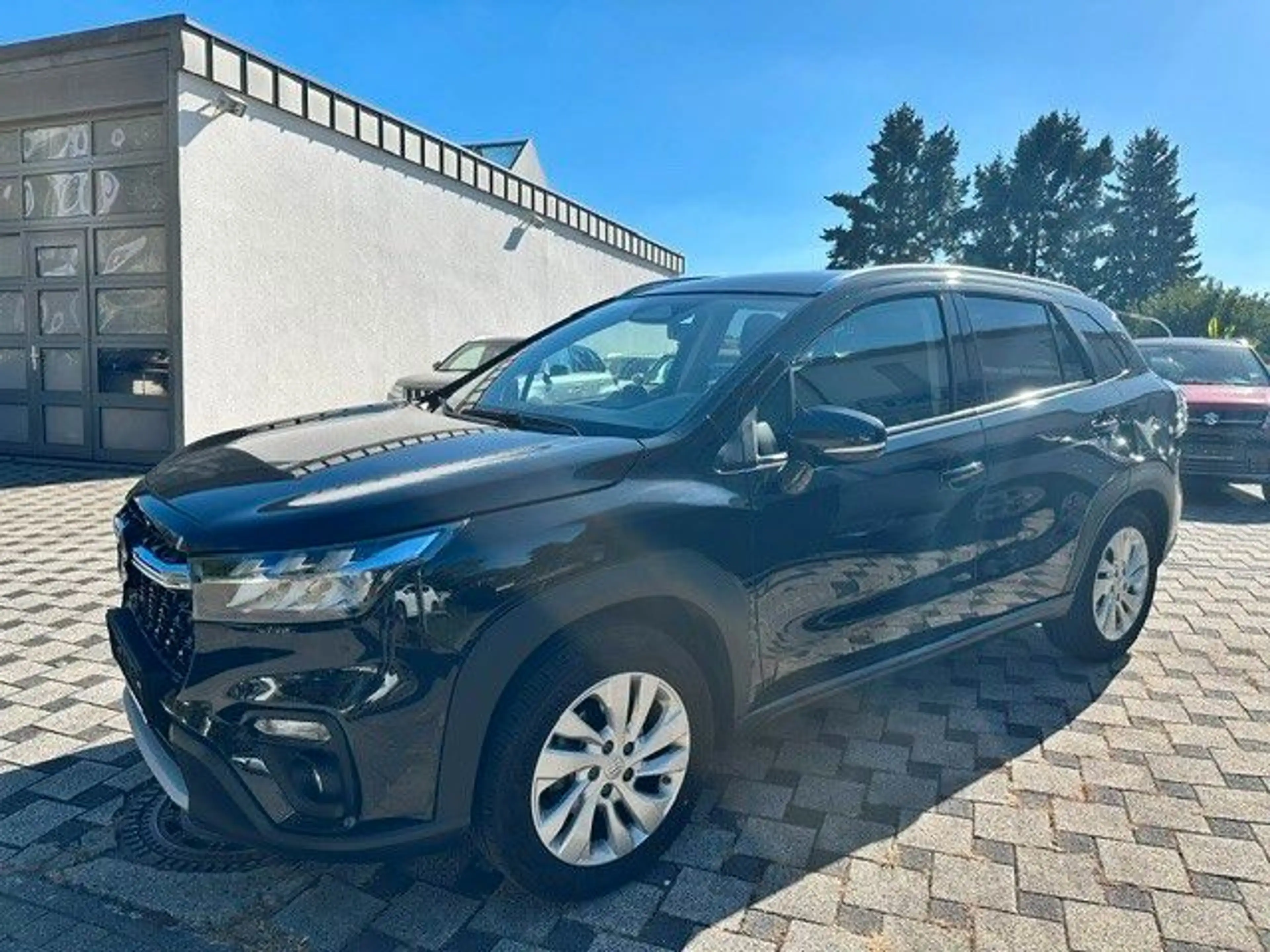 Suzuki SX4 S-Cross S-Cross 1.4 BOOSTERJET Hybrid Comfort AT — photo 3