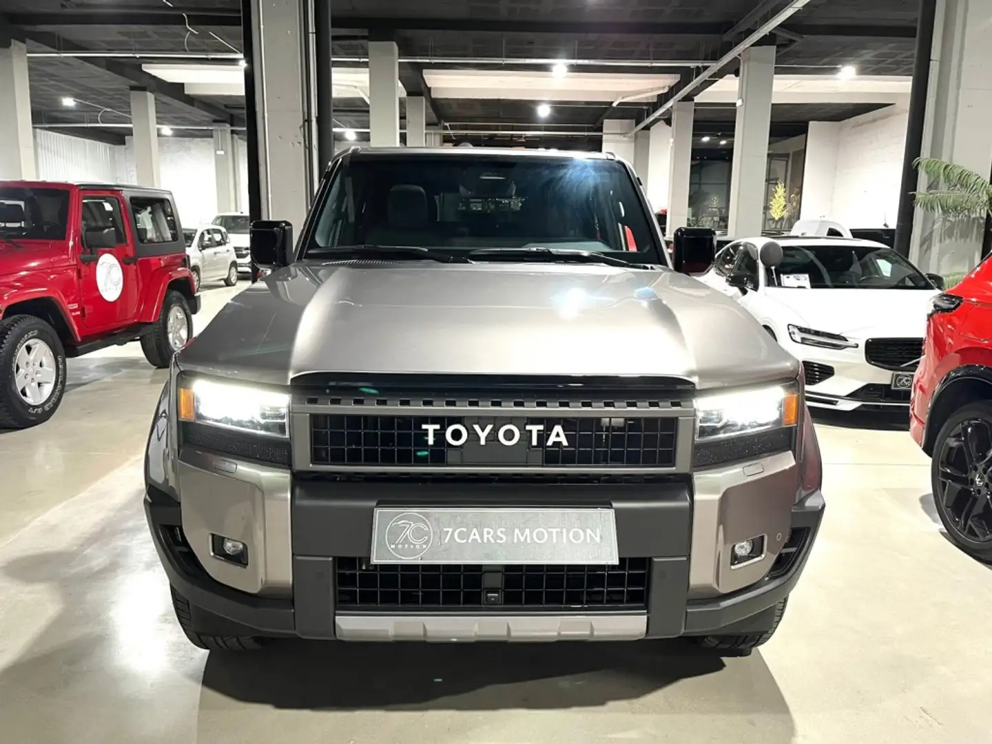 Toyota Land Cruiser 250 VX Aut. Beige - 2