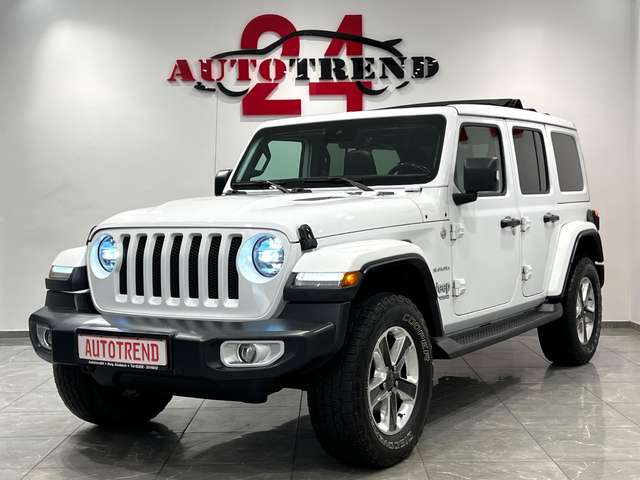 Imagine Jeep Wrangler Unlimited Sahara Softtop Sky One-Touch