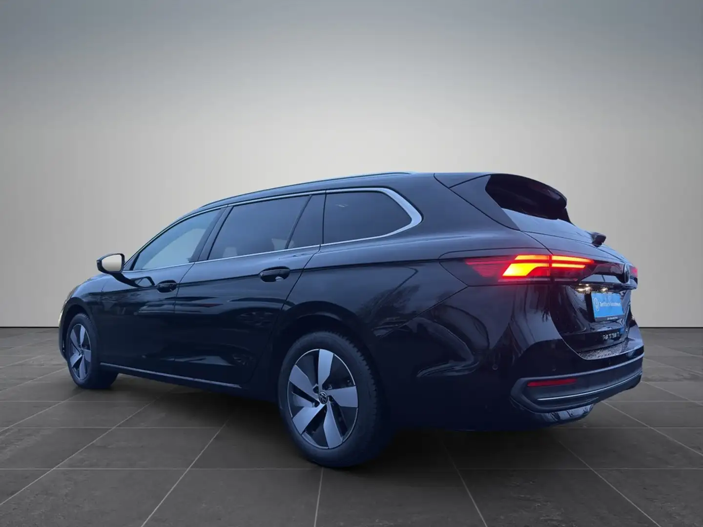 Volkswagen Passat Variant 1.5 eTSI Business *AHK*ACC*360°-KAMERA*NAVI* Schwarz - 2