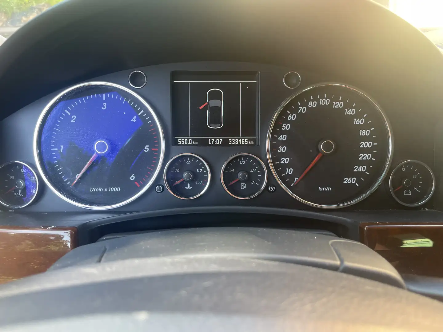 Volkswagen Touareg 3.0 V6 TDI DPF Automatik King Kong - 2