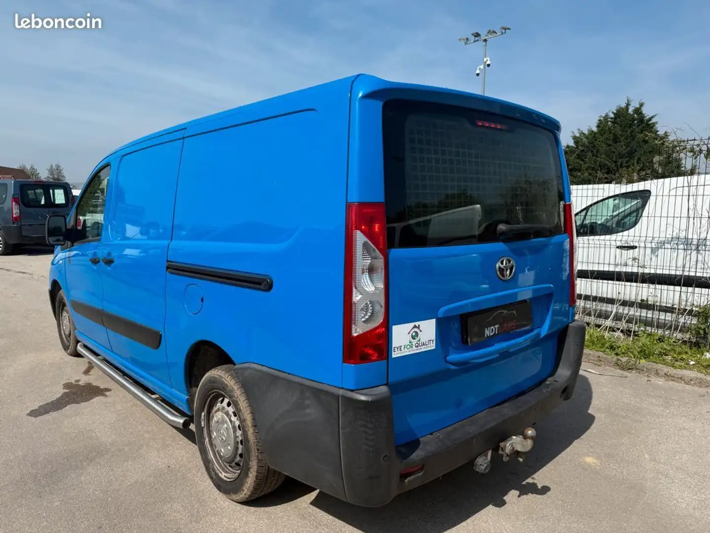 Toyota Proace 2.0 D4D 130cv L2H1 de 2015 Clim-Règulateur-Atelage Azul - 2