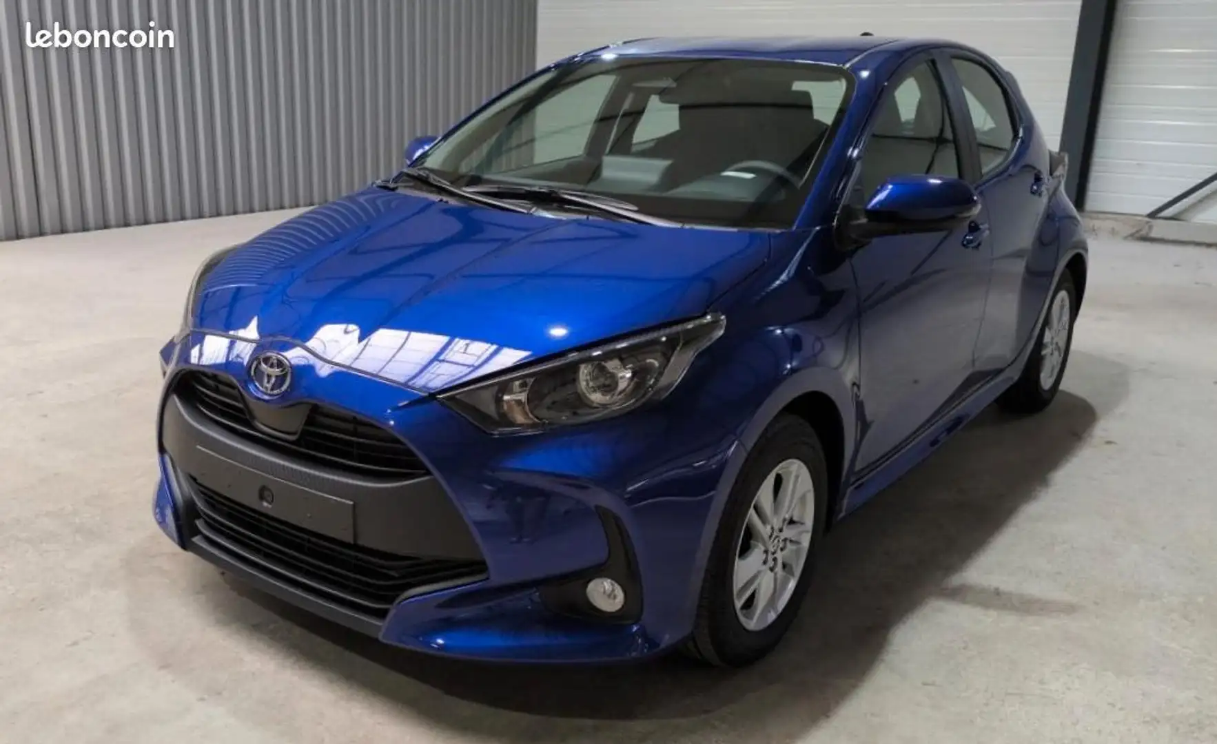 Toyota Yaris IV HYBRIDE 116H DYNAMIC NEUF 0KM + CAMERA 15% DE REMISE Bleu - 1