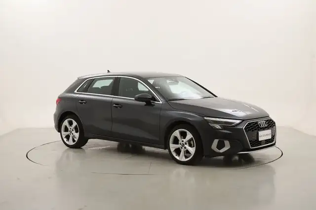 Audi A3 view 7