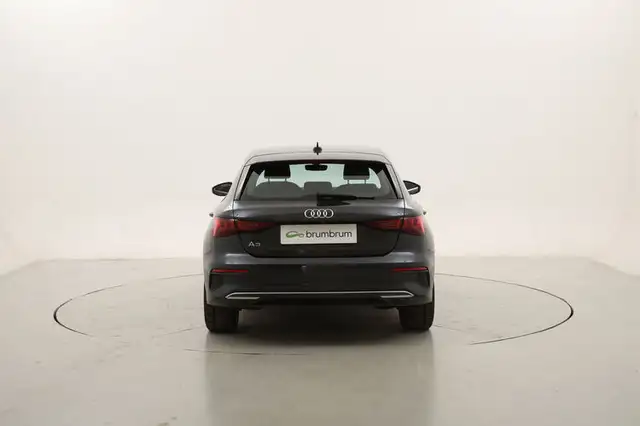 Audi A3 view 4