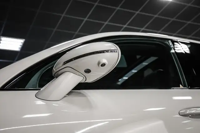 Porsche Macan view 23