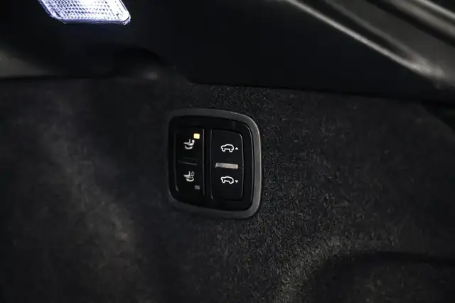 Porsche Macan view 30