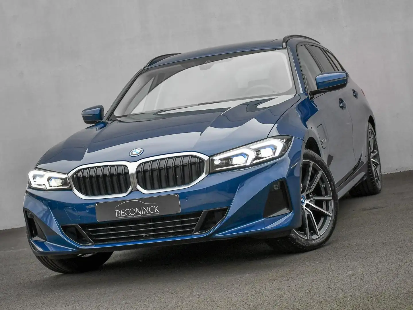 BMW 330 e TOURING*PANO*CURVED SCREEN*LEDER*MEMORY*CARPLAY* Bleu - 1