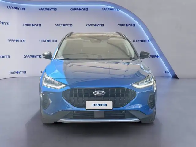 Ford Focus view 2