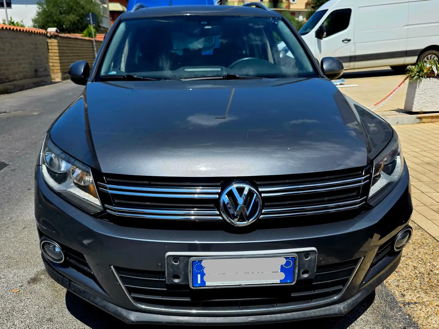 Volkswagen Tiguan Tiguan I 2011 2.0 tdi bm Sport Grigio - 2