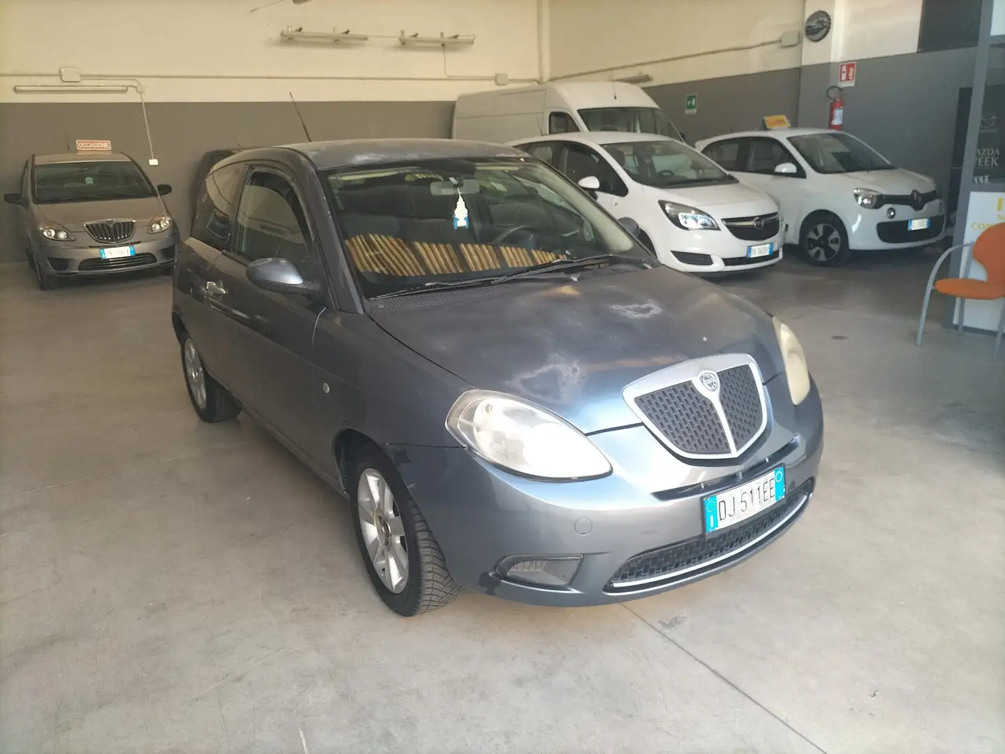 Lancia Ypsilon 1.2 8v Argento - 1