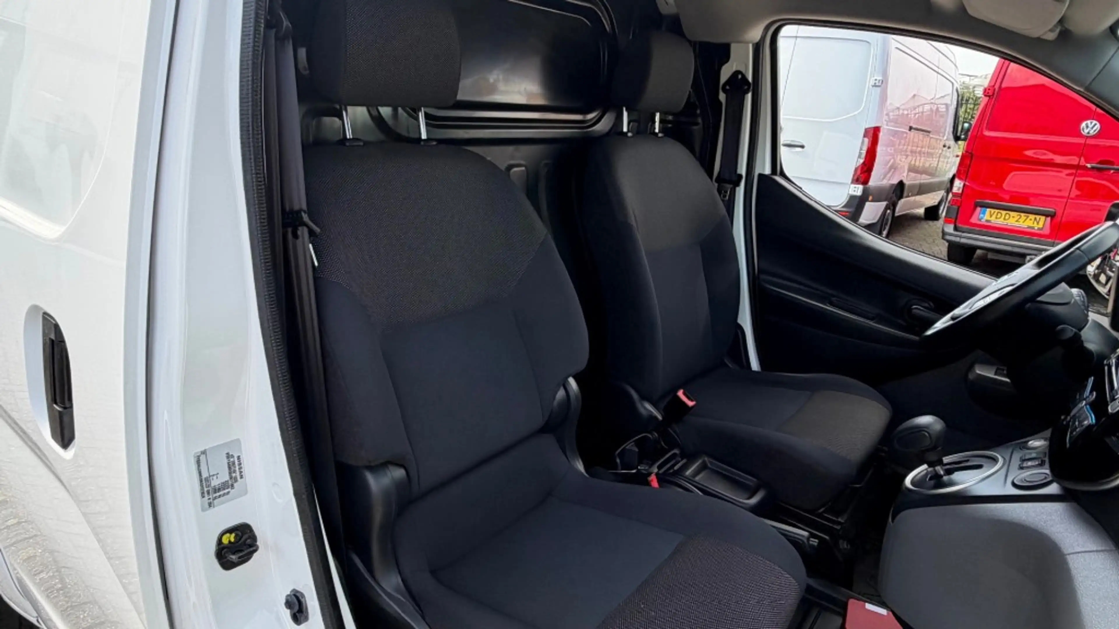 Nissan E-NV200 ZERO EMISSIE 40KWH 80KW 120PK AIRCO/ NAVIGATIE/ CR — photo 7