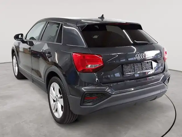 Audi Q2 view 5