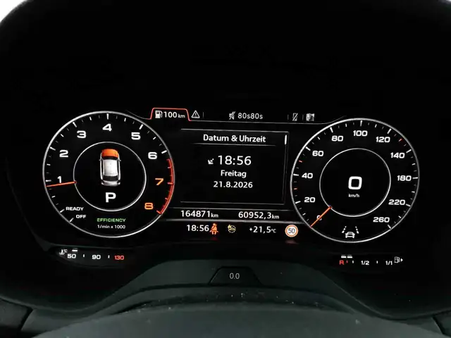 Audi Q2 view 11