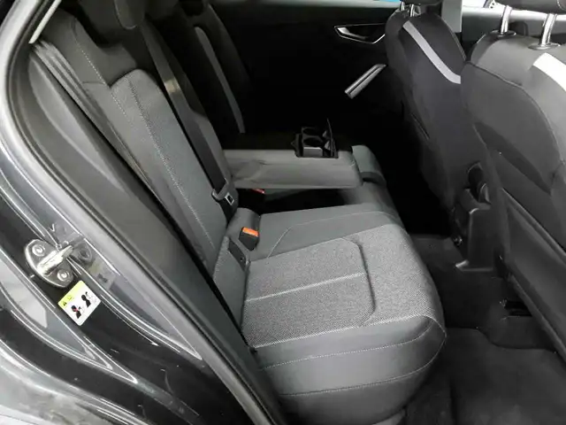 Audi Q2 view 14