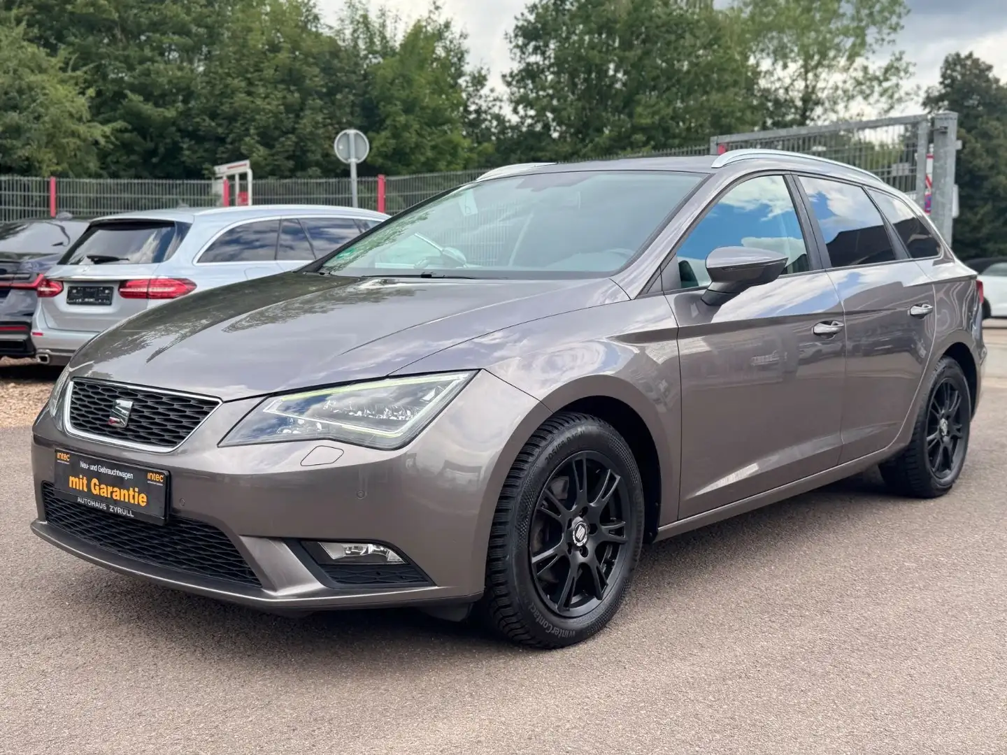 SEAT Leon ST 1.4 TSi Gris - 1