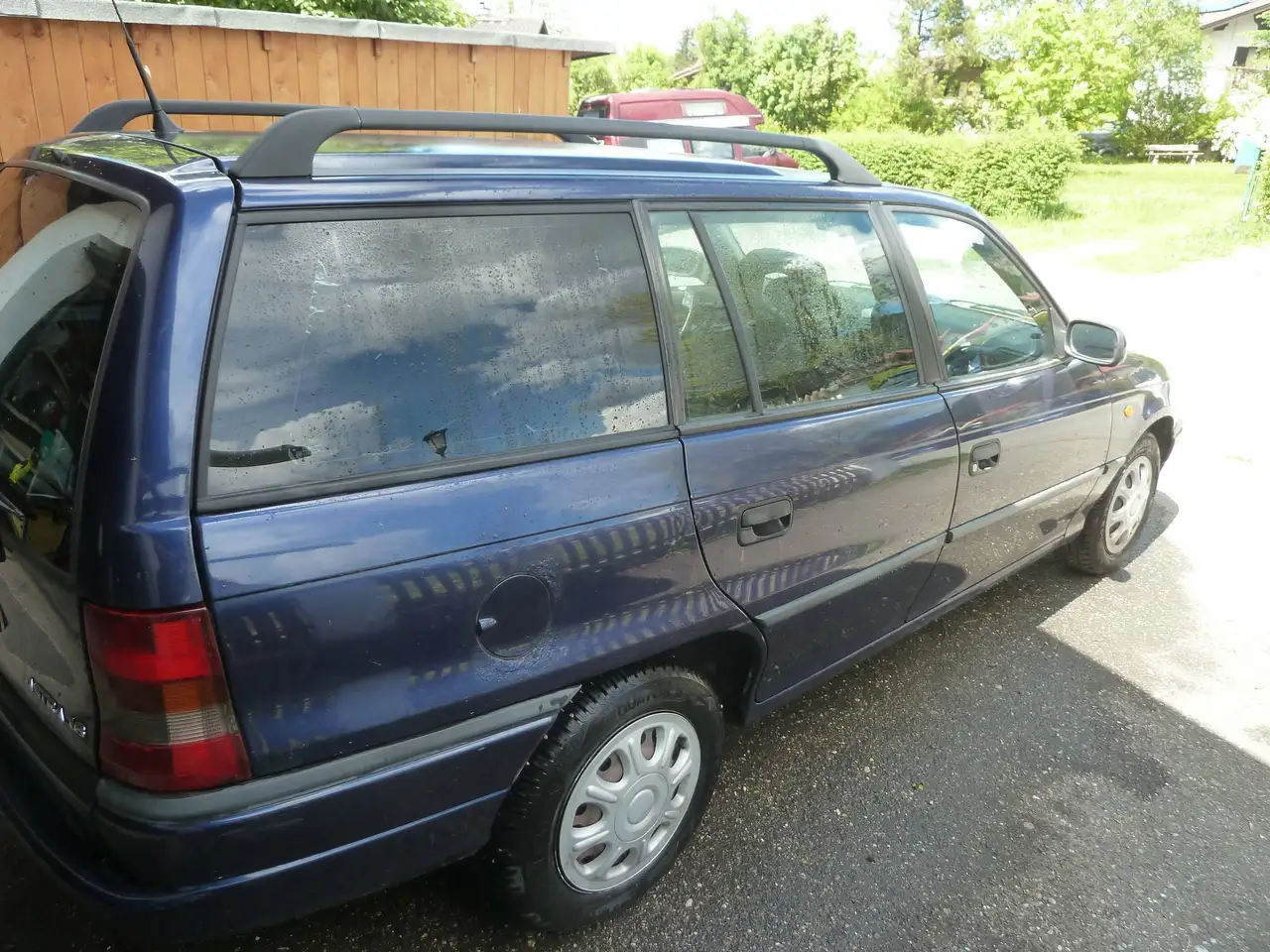 Opel Astra Caravan GL, foto 5