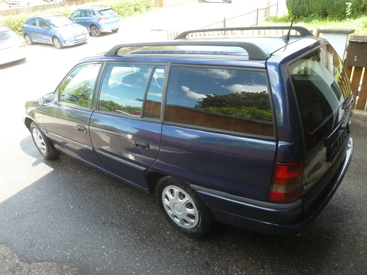 Opel Astra Caravan GL, foto 2