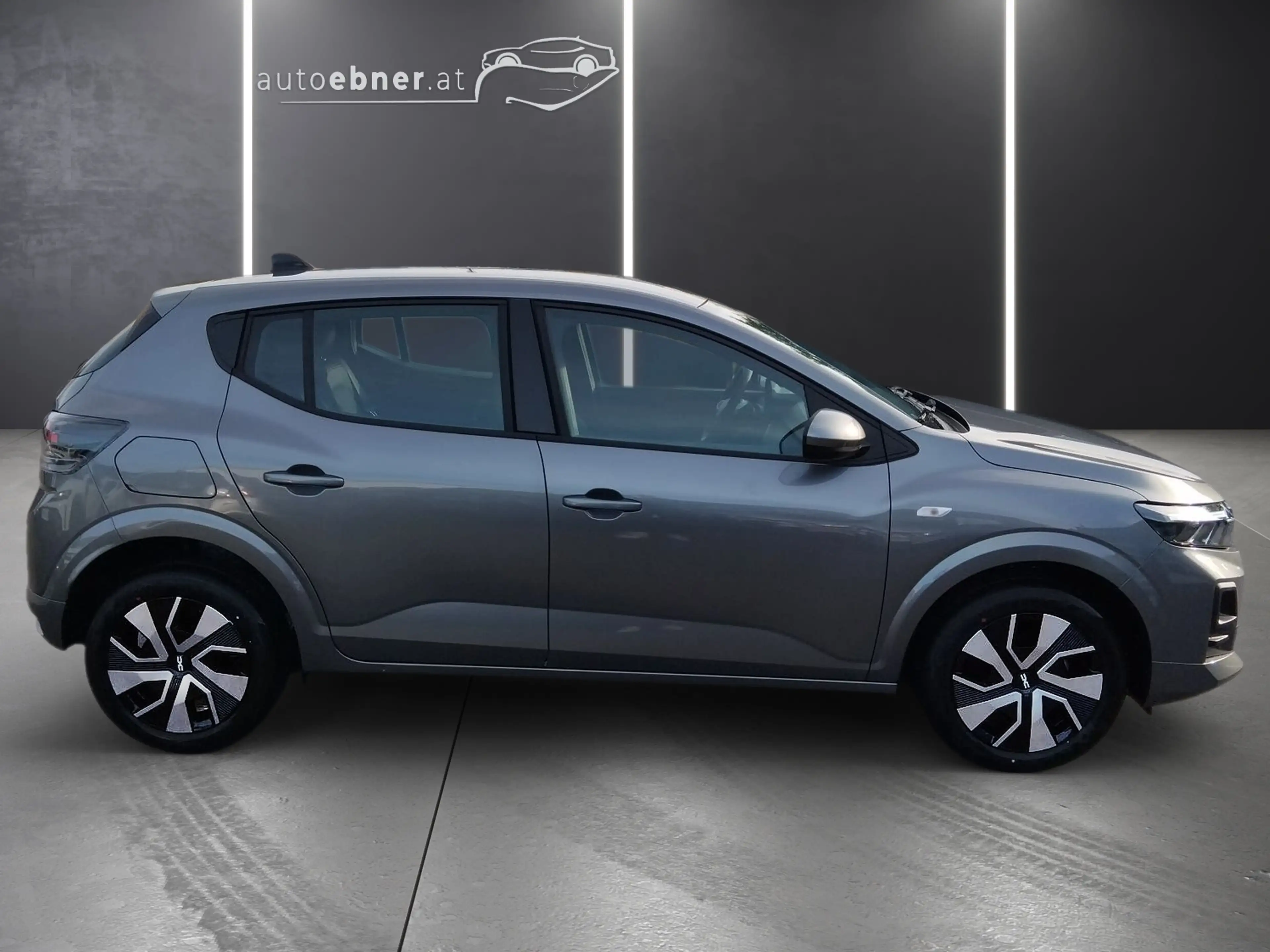 Dacia Sandero SANDERO PH2 Expression TCe 100 6-Gang — photo 4