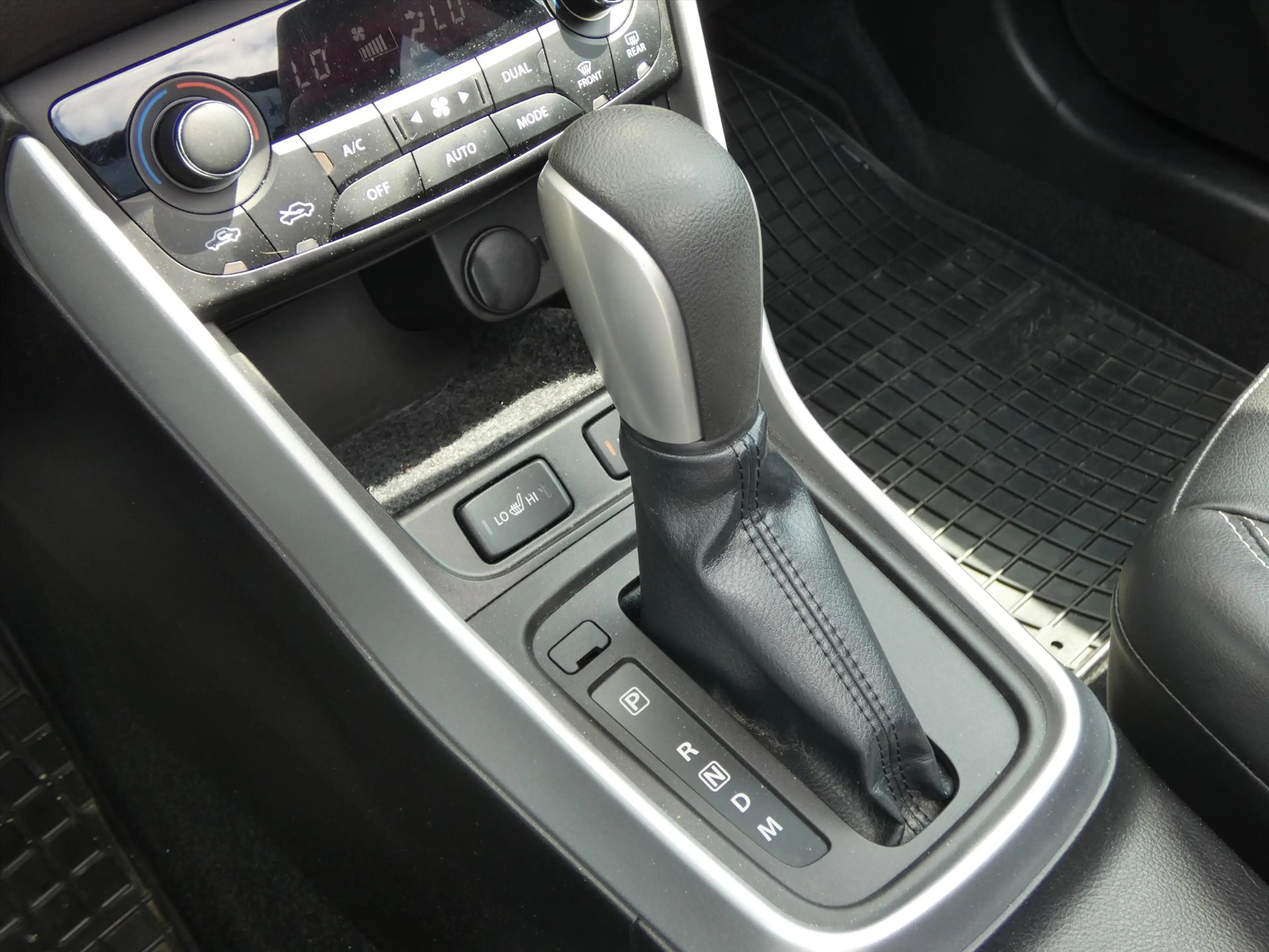 Suzuki SX4 S-Cross 1.6 88KW CVT — photo 26