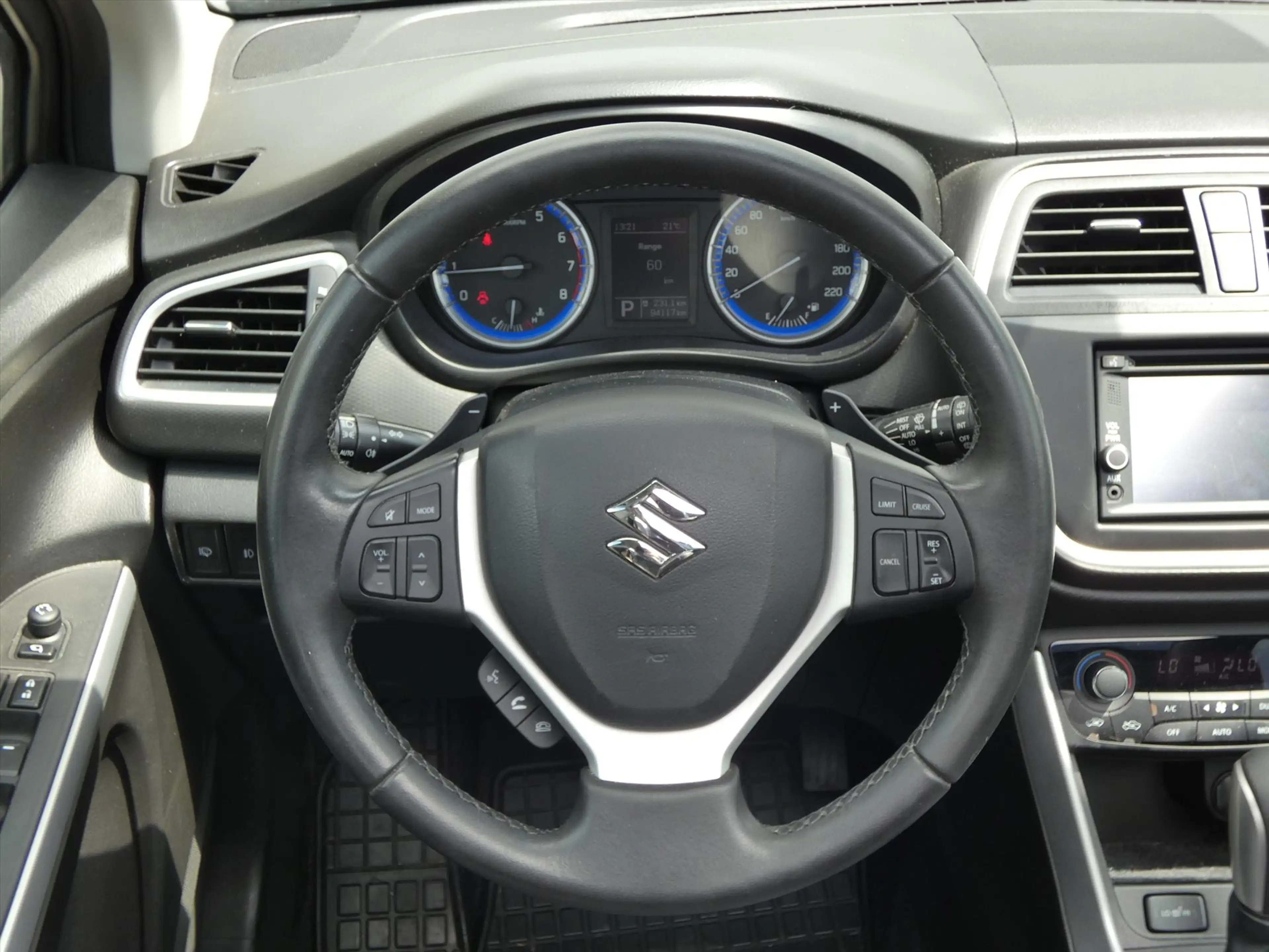 Suzuki SX4 S-Cross 1.6 88KW CVT — photo 15
