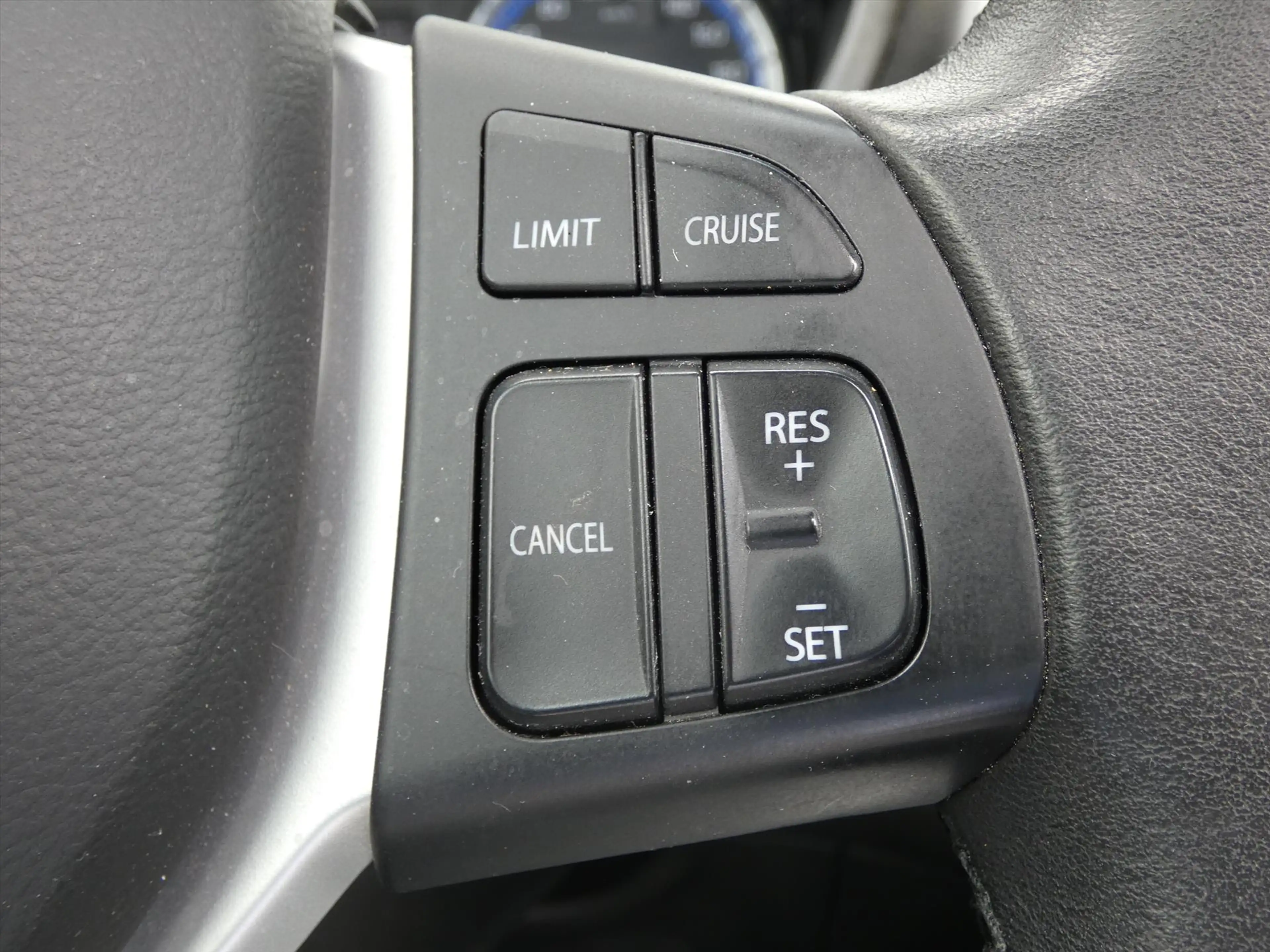Suzuki SX4 S-Cross 1.6 88KW CVT — photo 20