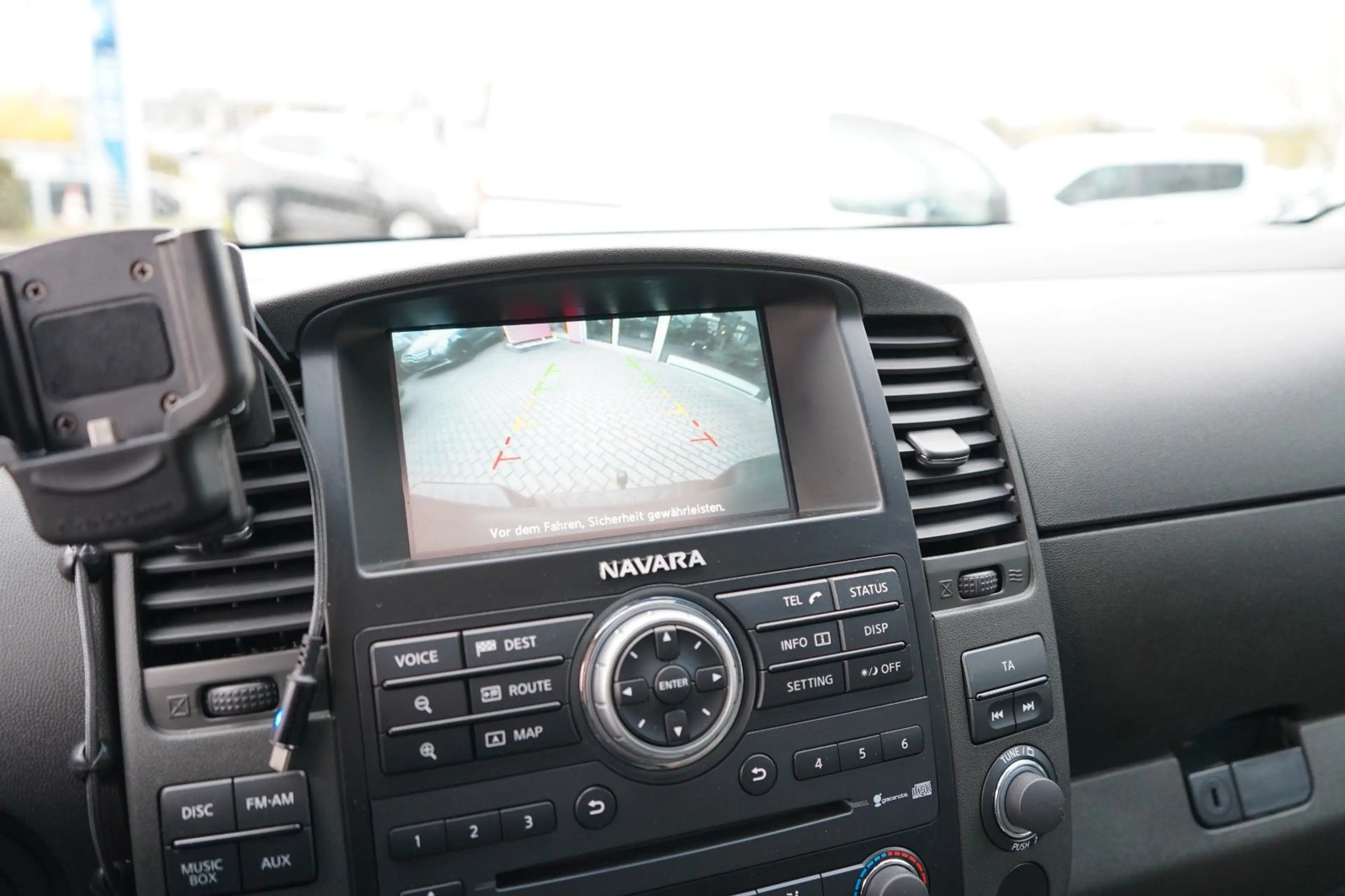 Nissan Navara Pickup Double Cab LE V6 4X4 AUTOMATIK — photo 15