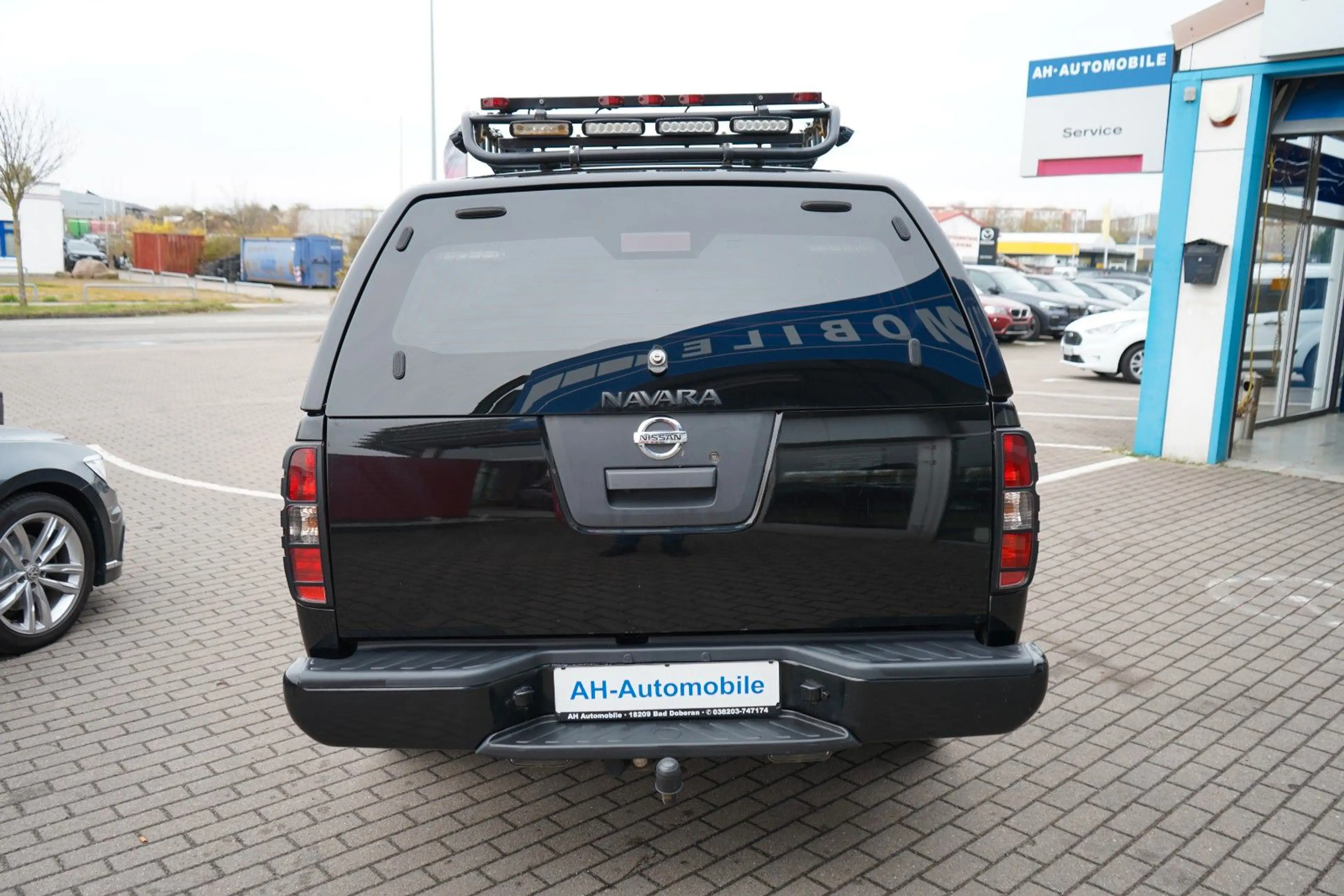 Nissan Navara Pickup Double Cab LE V6 4X4 AUTOMATIK — photo 7