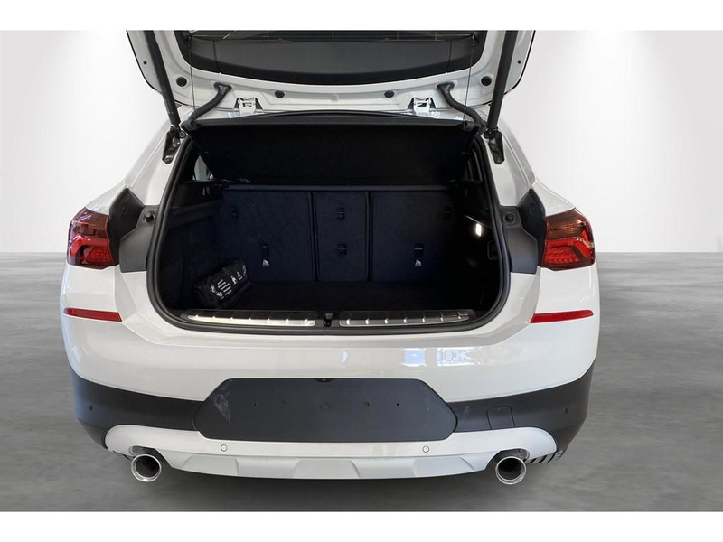BMW X2 SDRIVE18d |LOUNGE PLUS | PDC | CAMERA — photo 14